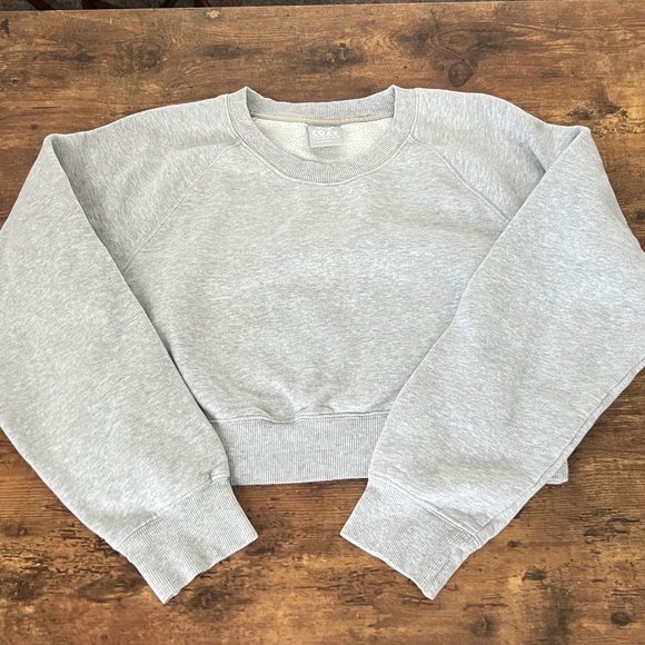 TNA by Aritzia Cozy Cropped Fleece in Gray - Picture 1 of 7